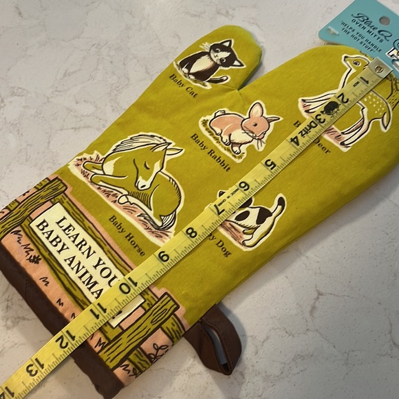 NWT Blue Q Learn Your Baby Animals! Oven Mitt - Picture 10 of 11